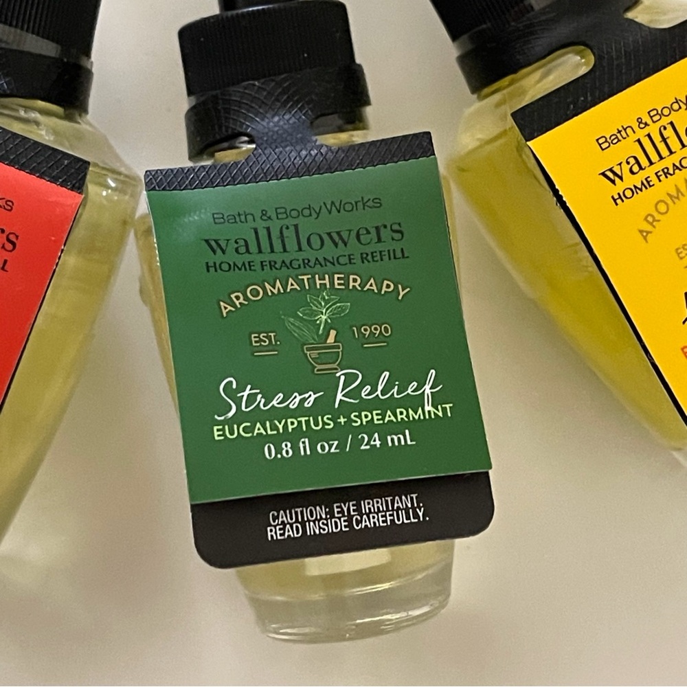Bath & Body Works Assorted Wallflower Fragrance Refills Bundle X5 - Picture 6 of 8